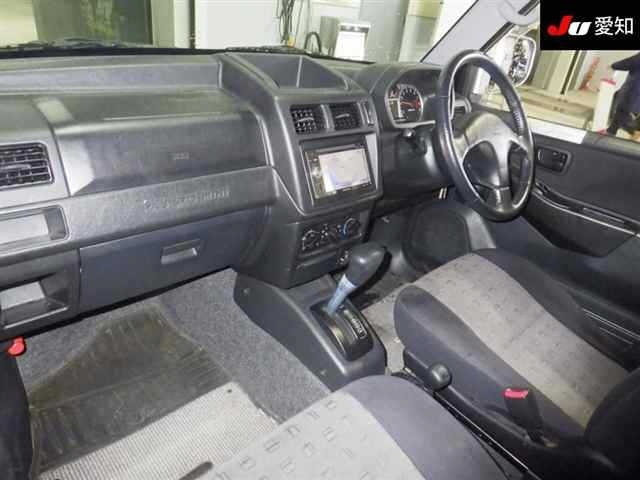 MITSUBISHI PAJERO MINI