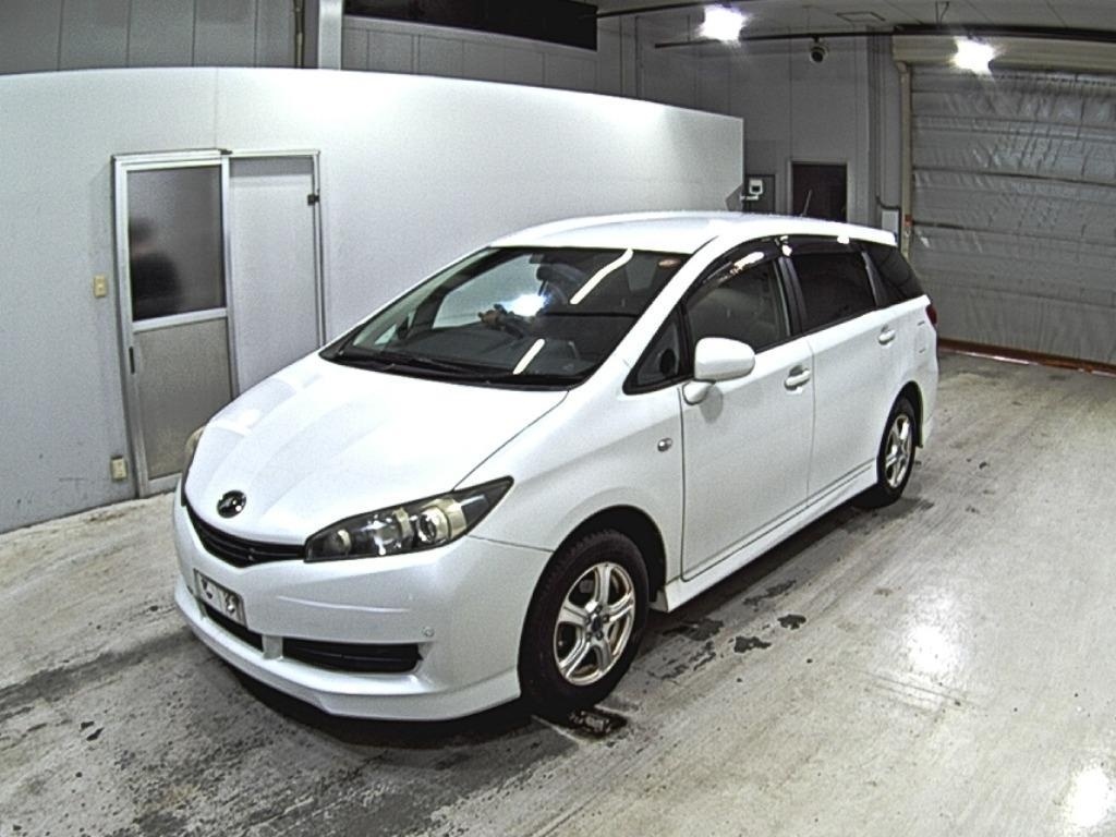 TOYOTA WISH