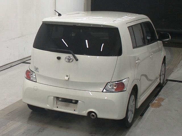 TOYOTA BB