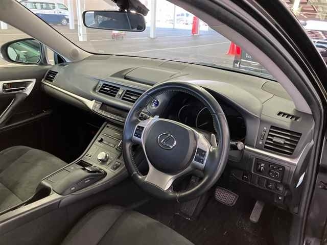 LEXUS CT200H