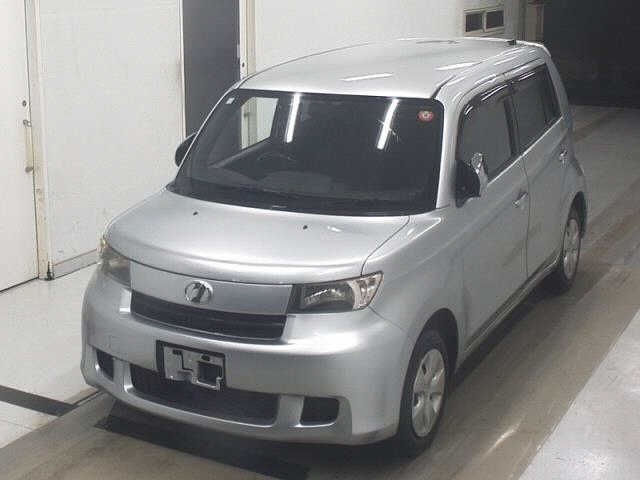 TOYOTA BB