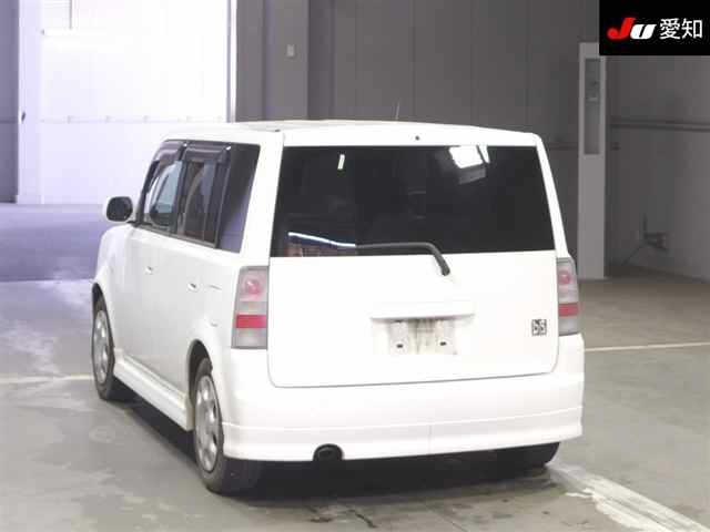 TOYOTA BB