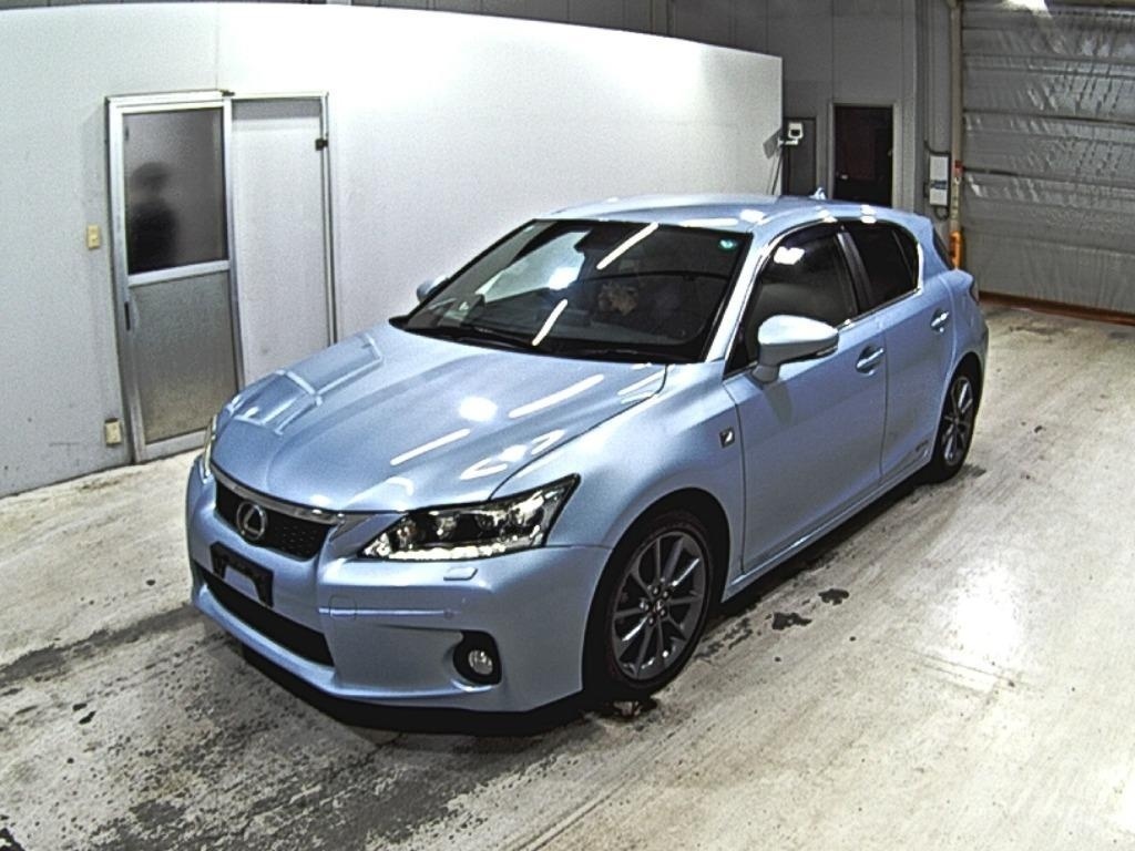 LEXUS CT200H