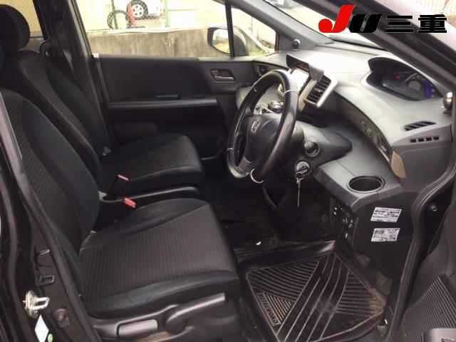 HONDA FREED SPIKE