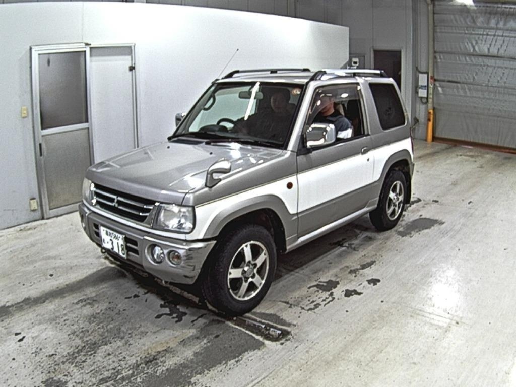 MITSUBISHI PAJERO MINI