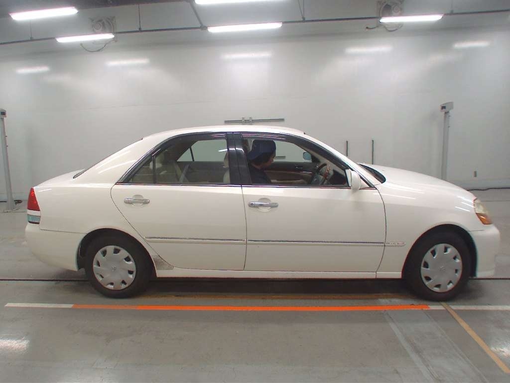 TOYOTA MARK II