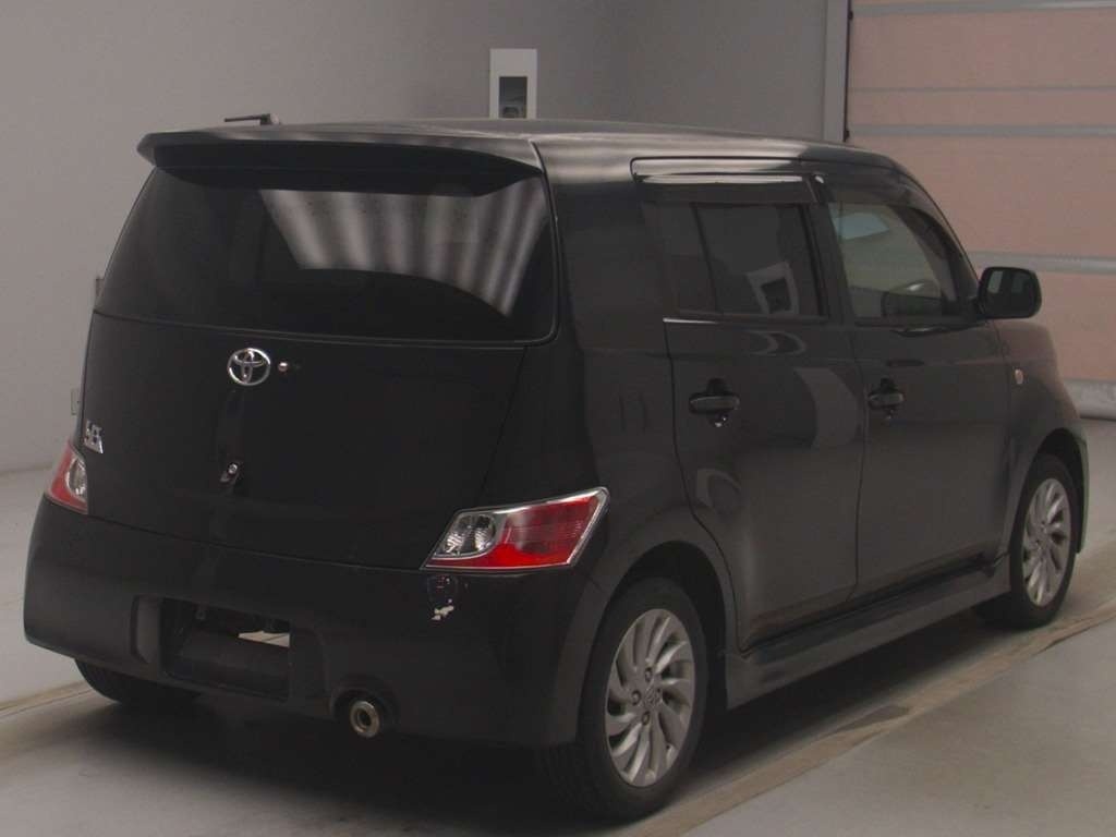 TOYOTA BB