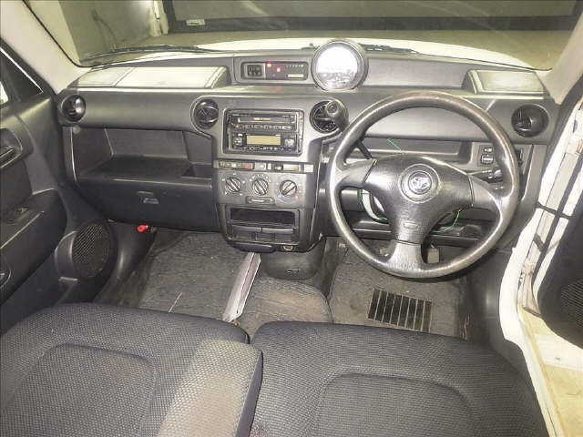 TOYOTA BB