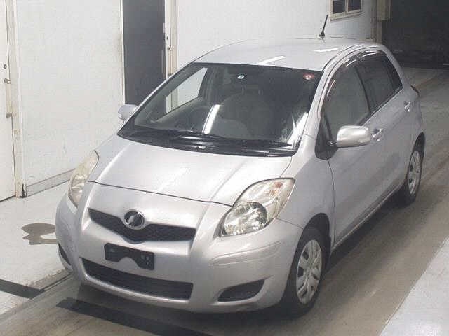 TOYOTA VITZ