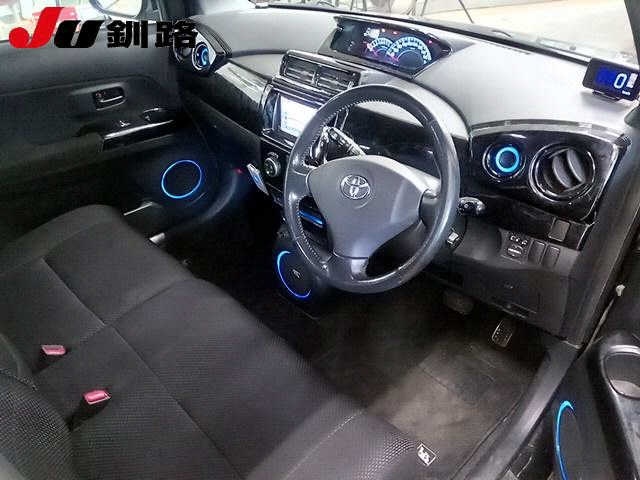 TOYOTA BB