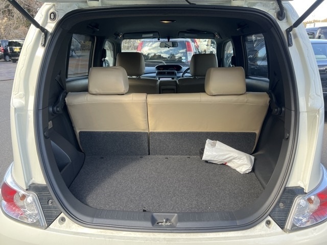 TOYOTA BB
