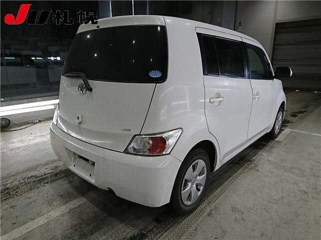 TOYOTA BB