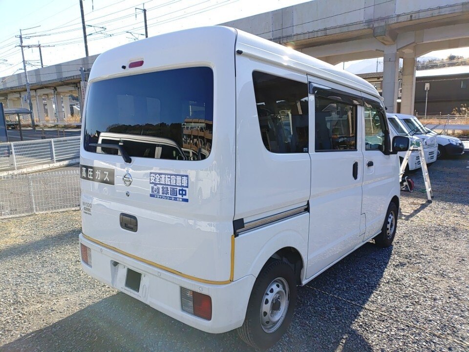 NISSAN NV100 CLIPPER
