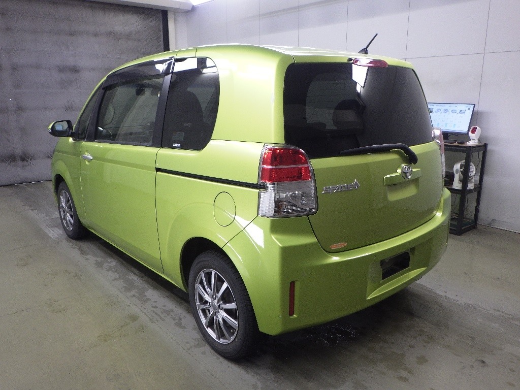 TOYOTA SPADE