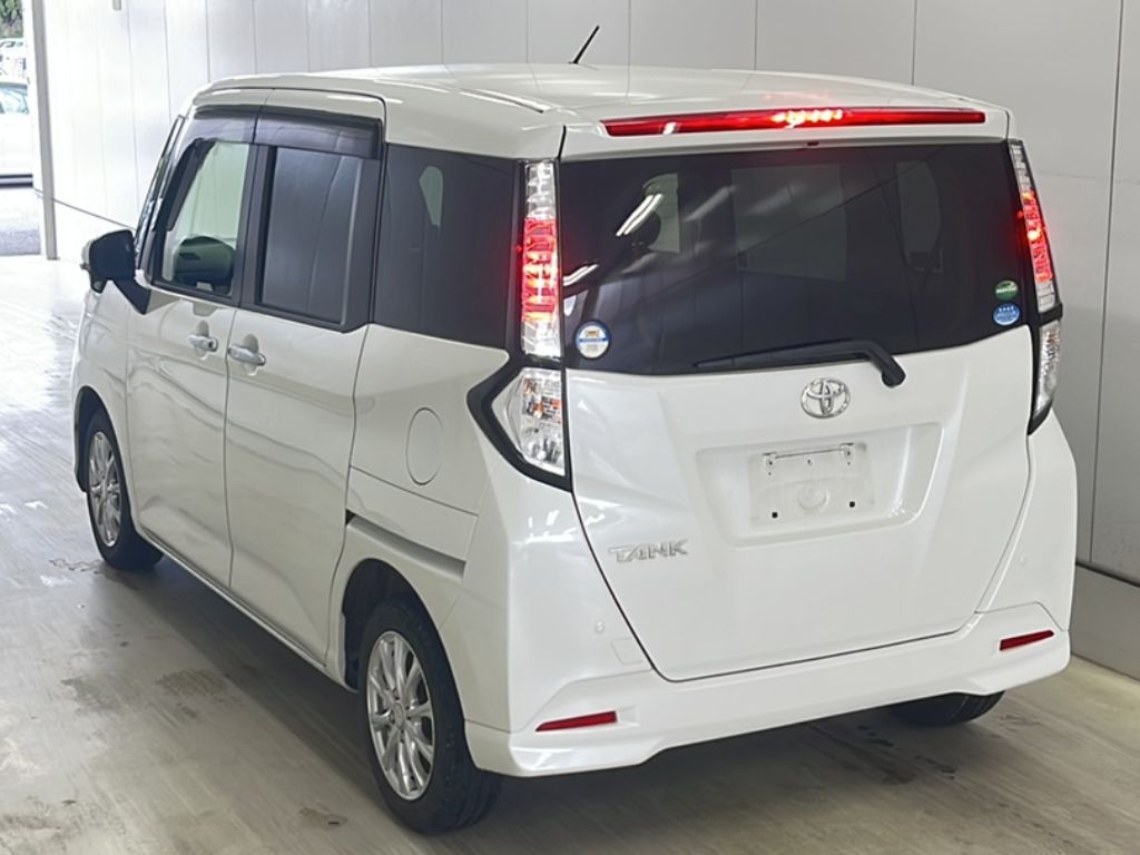 TOYOTA TANK