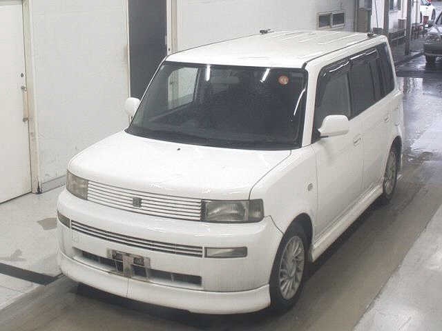 TOYOTA BB