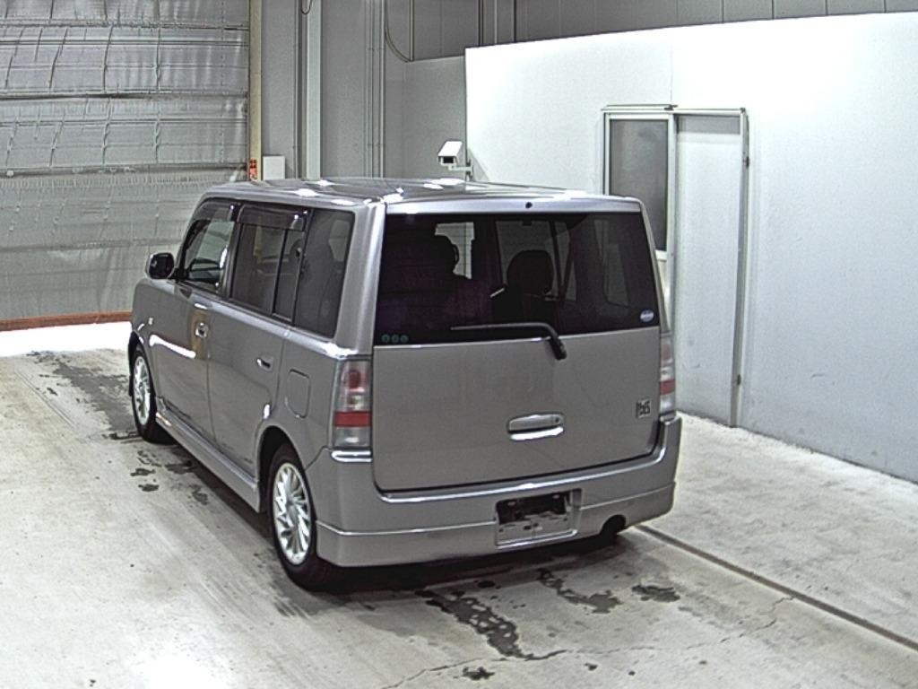 TOYOTA BB