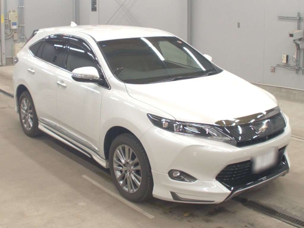 TOYOTA HARRIER
