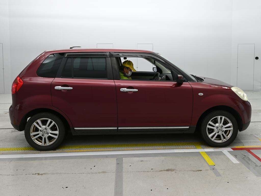 MAZDA VERISA