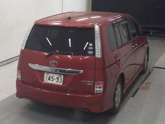 TOYOTA ISIS