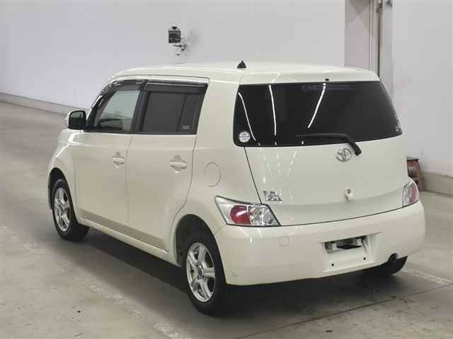 TOYOTA BB