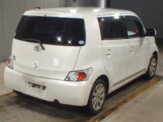 TOYOTA BB
