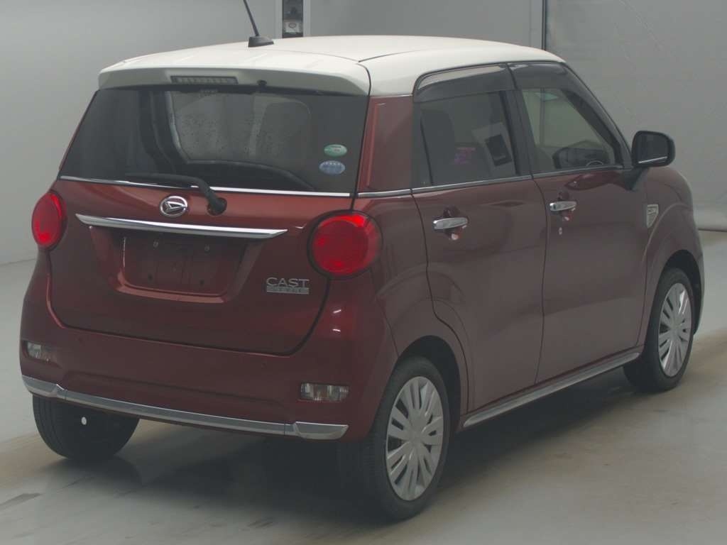 DAIHATSU CAST