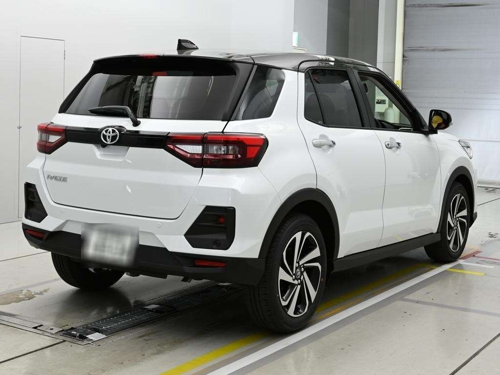 TOYOTA RAIZE