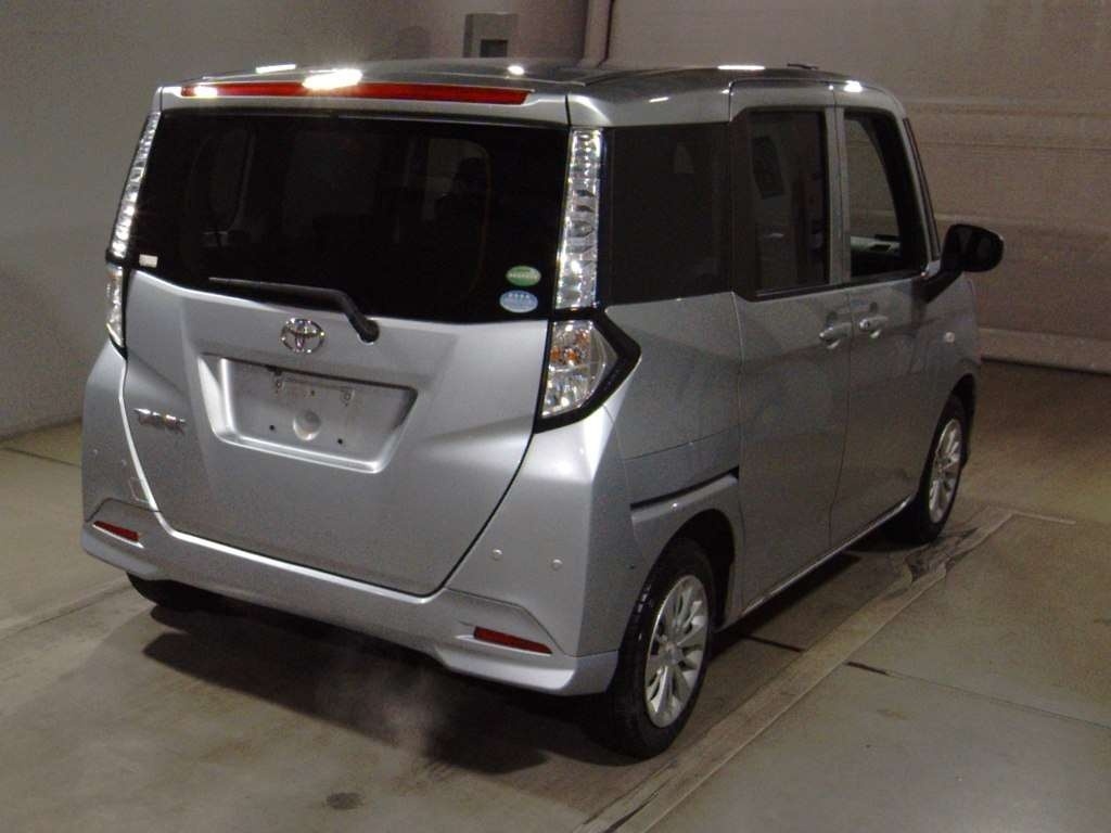 TOYOTA TANK