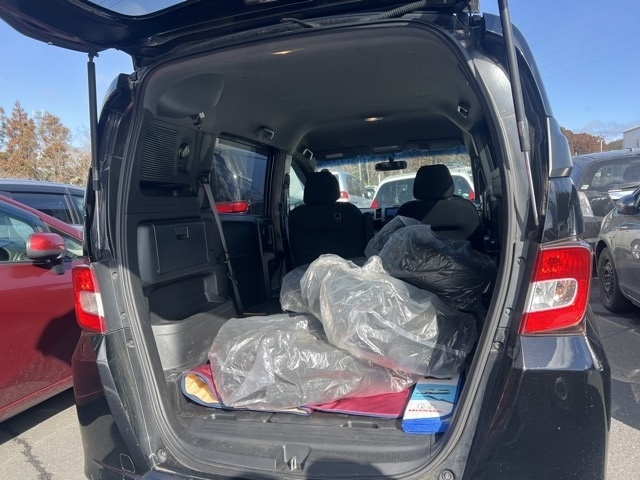 HONDA FREED SPIKE