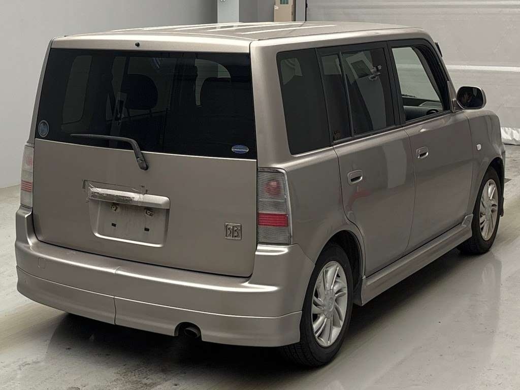 TOYOTA BB
