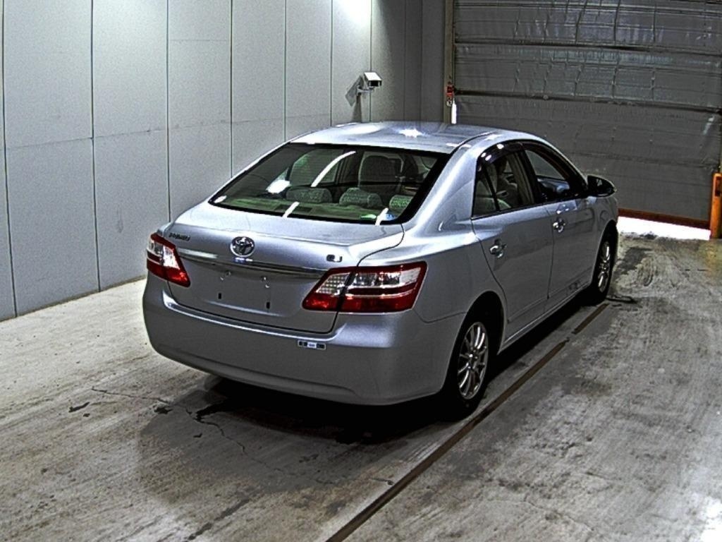 TOYOTA PREMIO