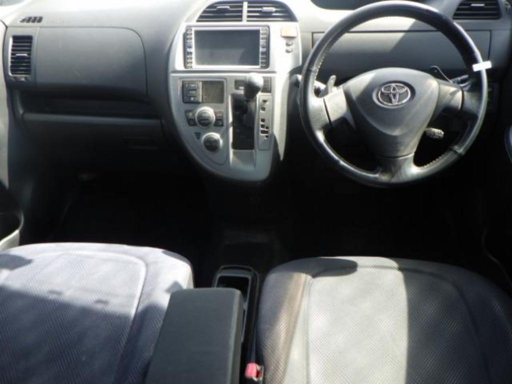 TOYOTA RACTIS