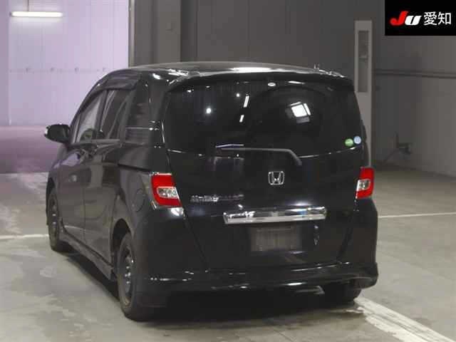 HONDA FREED SPIKE