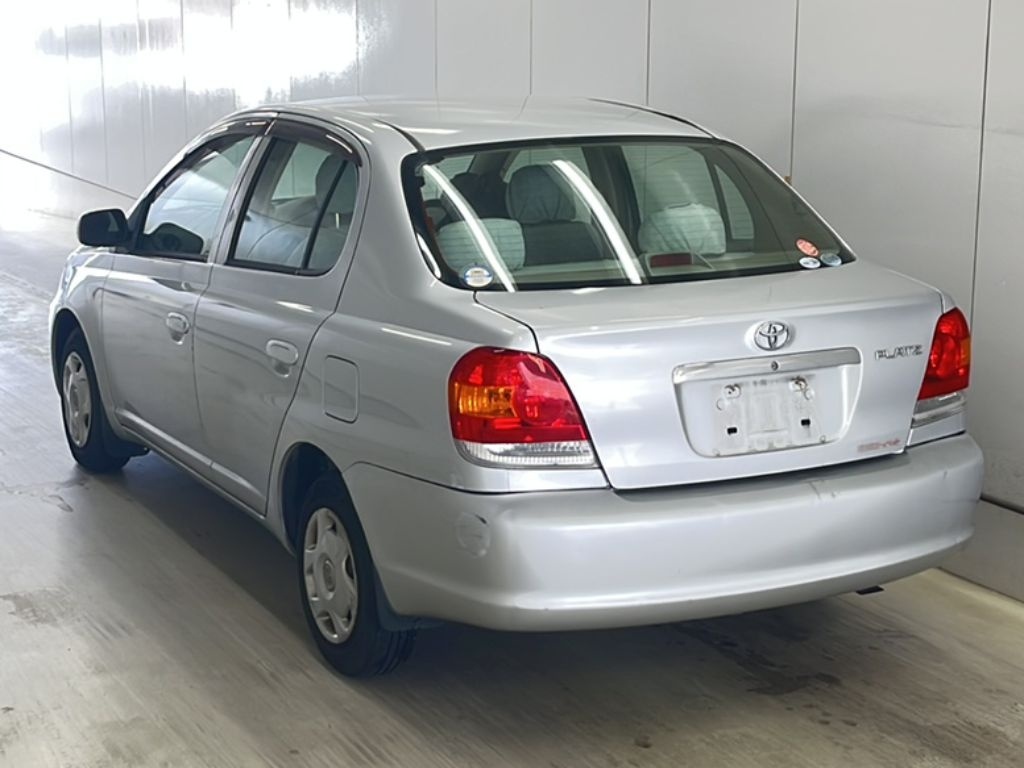 TOYOTA PLATZ