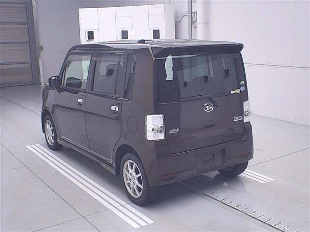 DAIHATSU MOVE CONTE