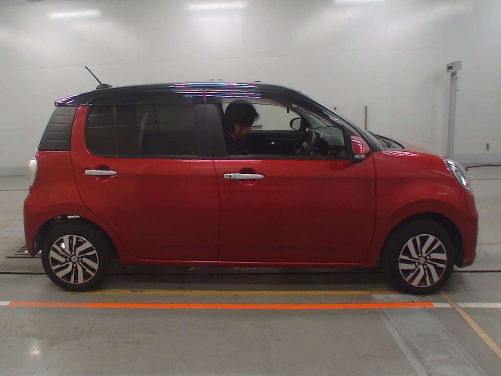 DAIHATSU BOON