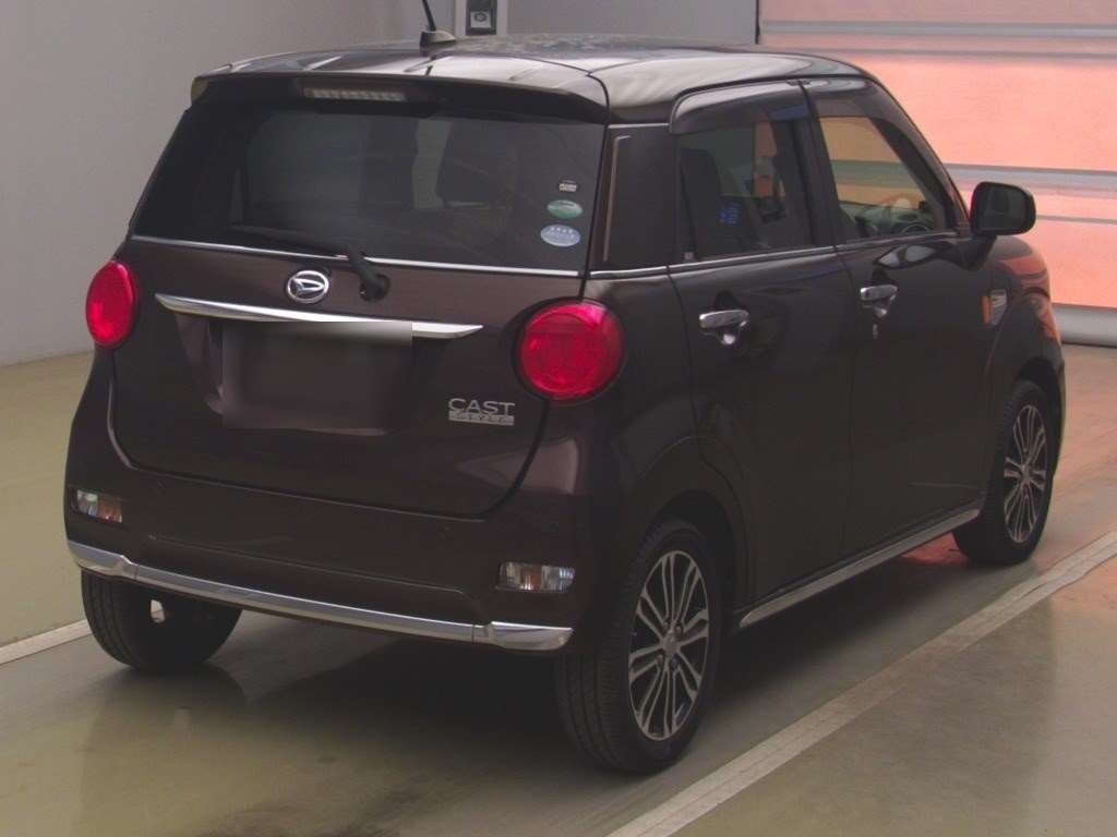 DAIHATSU CAST