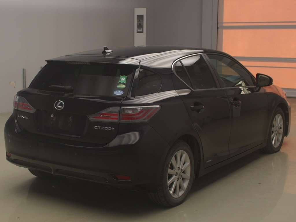 LEXUS CT200H