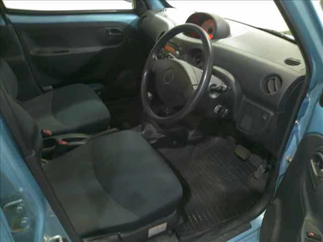 DAIHATSU ESSE