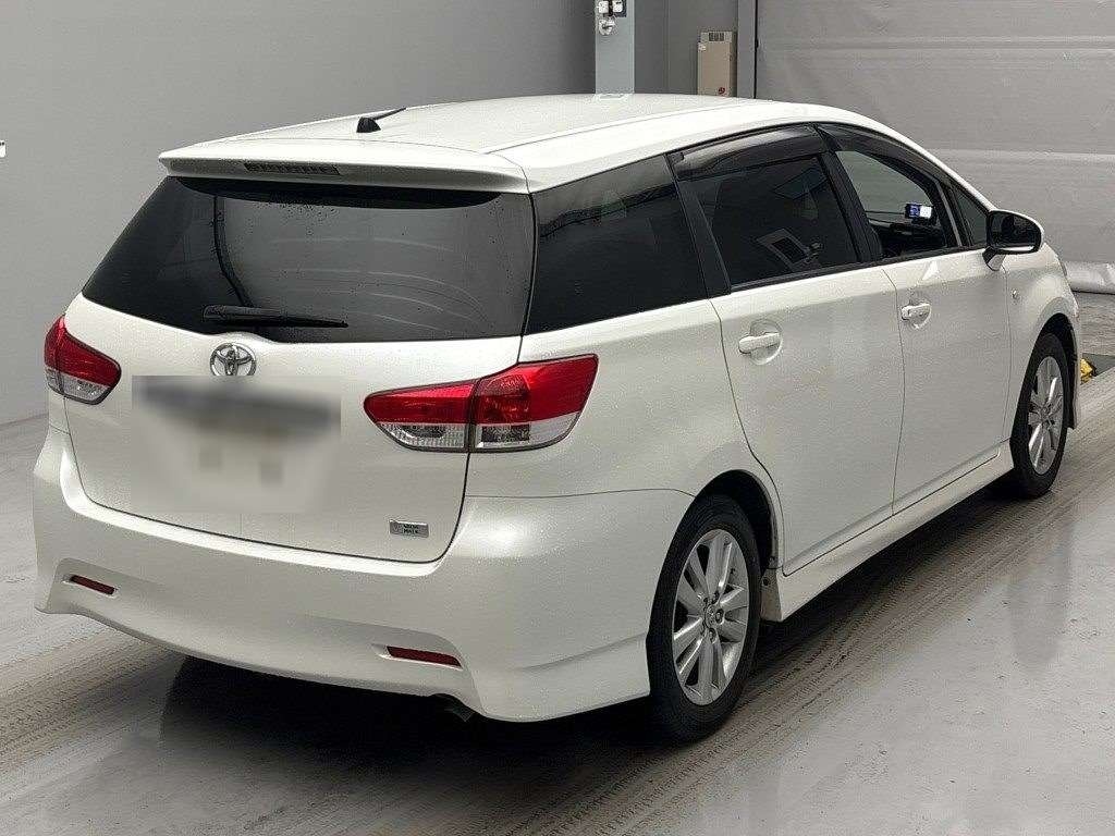 TOYOTA WISH