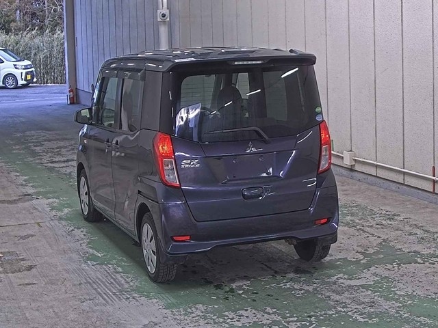MITSUBISHI EK SPACE