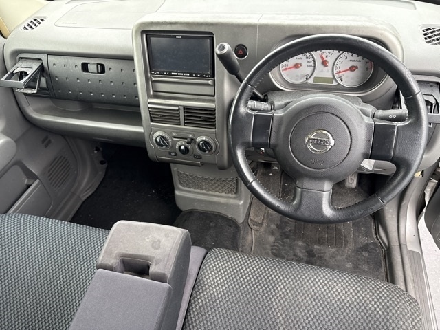 NISSAN CUBE