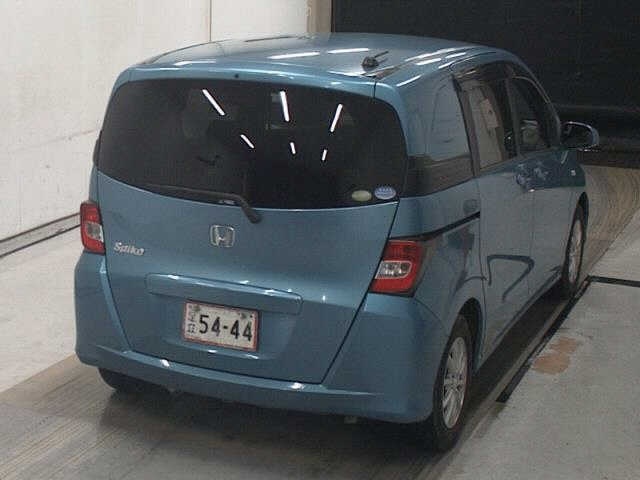 HONDA FREED SPIKE