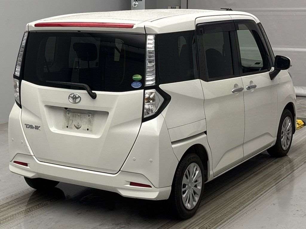 TOYOTA TANK