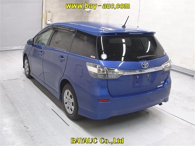 TOYOTA WISH