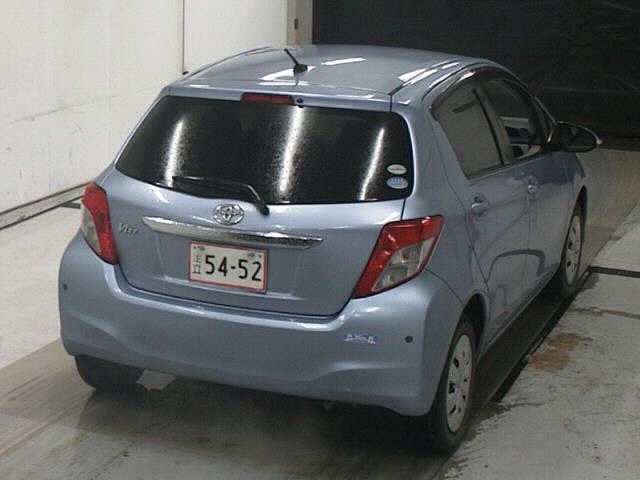 TOYOTA VITZ