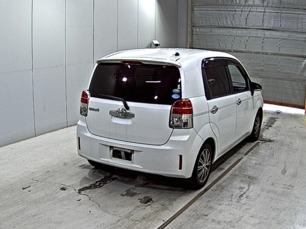 TOYOTA SPADE