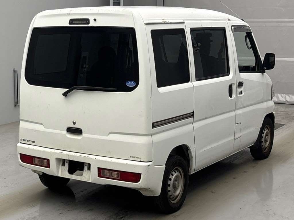 MITSUBISHI MINICAB