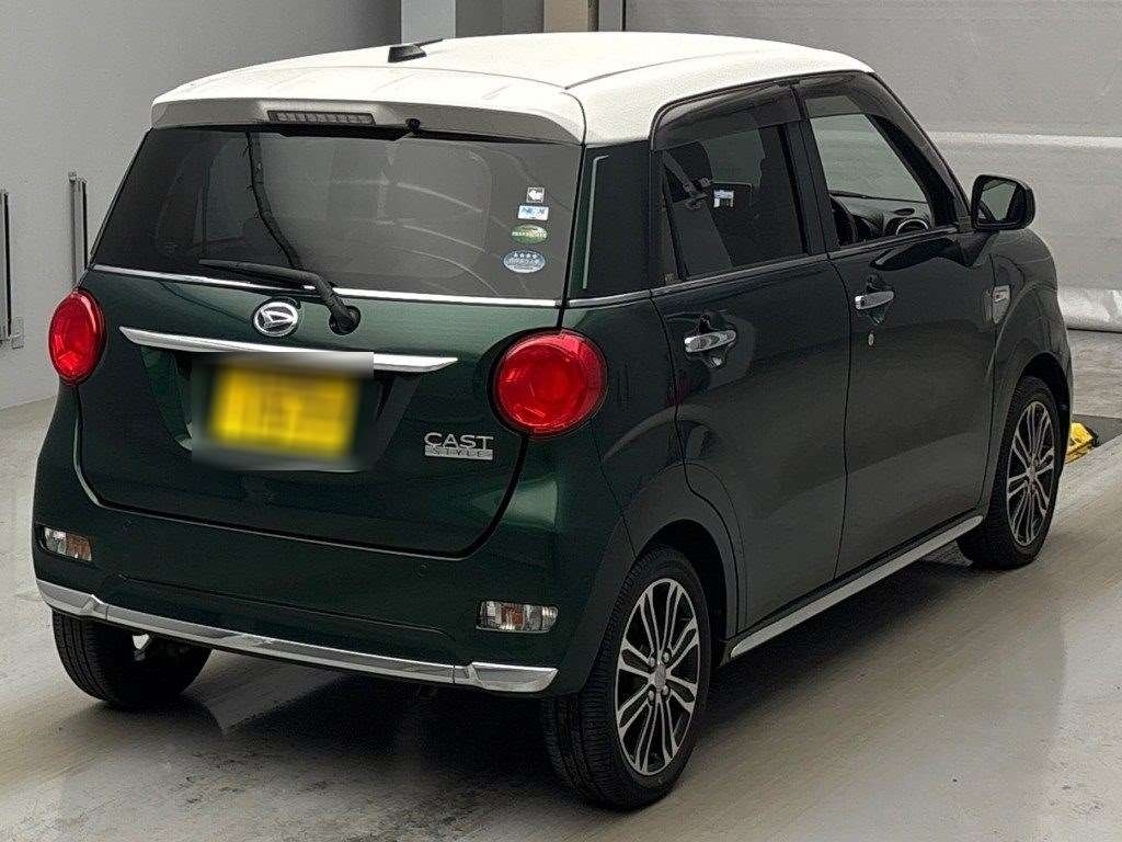 DAIHATSU CAST